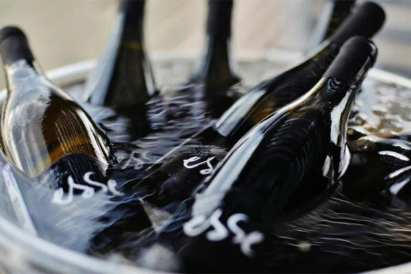 История перехода Esse от одного дистрибьютора к другому